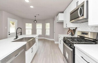 3827 Flatwood Dr in Katy, TX - Building Photo - Building Photo