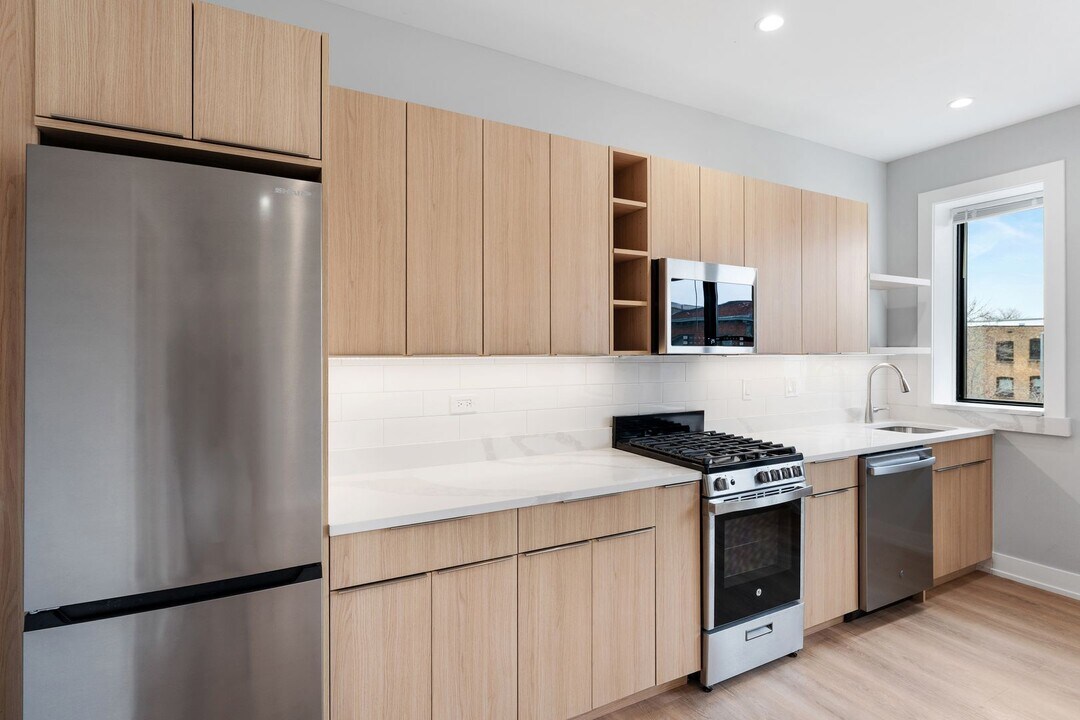 1536 W Jonquil Ter in Chicago, IL - Building Photo