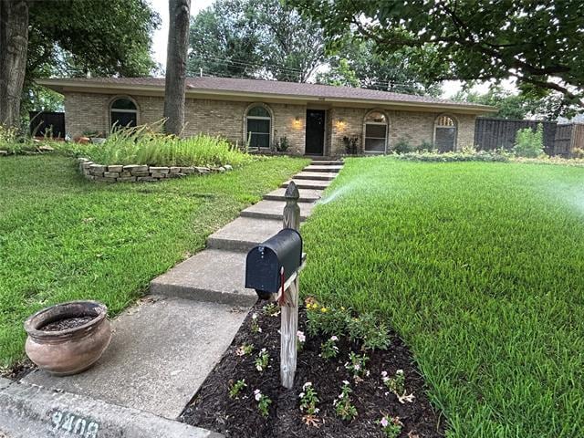 property at 3408 Greenbriar Ln