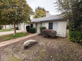 2034 S Cain St in Visalia, CA - Building Photo