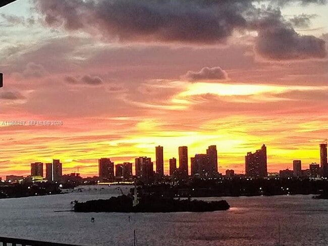 property at 1228 West Ave