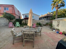 1159 Montauk Ln in Ventura, CA - Building Photo