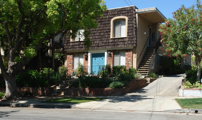 815 Magnolia Ave in Pasadena, CA - Building Photo - Building Photo