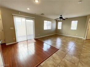 1176 Claire Rose Ave in Las Vegas, NV - Building Photo - Building Photo