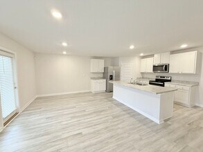 4384 Winged Elm Ct in Pace, FL - Building Photo - Building Photo