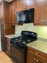 2174 Scholarship in Irvine, CA - Building Photo - Building Photo