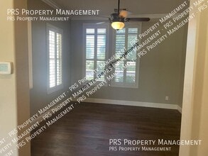 4626 E Blue Spruce Ln in Gilbert, AZ - Foto de edificio - Building Photo