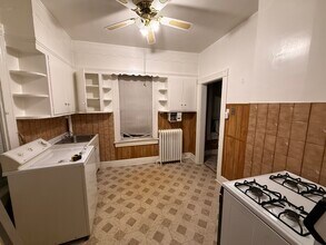 105 Linden St, Unit 2nd Floor in Yonkers, NY - Building Photo - Building Photo