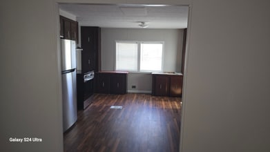906 FM247 in Huntsville, TX - Building Photo - Building Photo