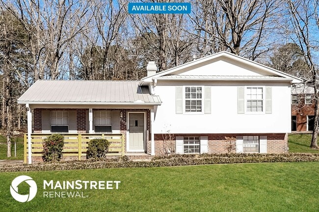 property at 2002 Tallwoods Ln