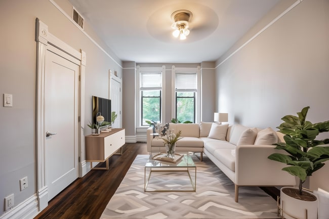 2031 W Moffat St, Unit 2 in Chicago, IL - Foto de edificio - Building Photo