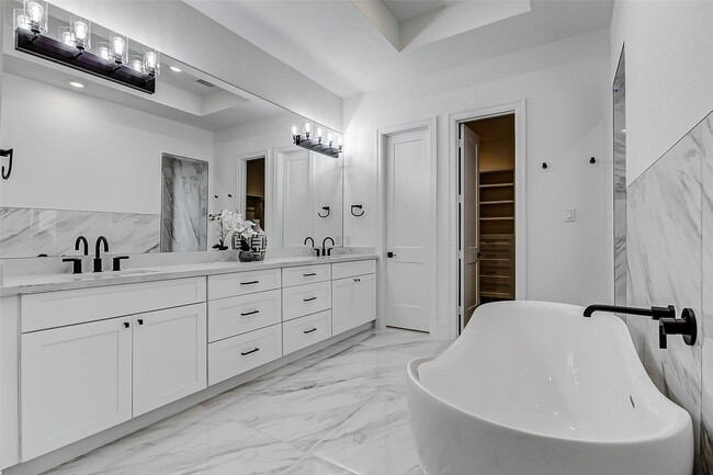 15505 Shanghai St