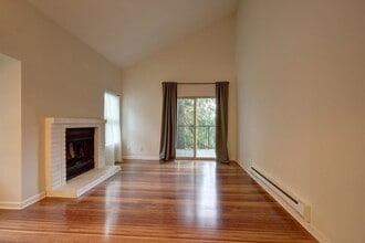 8000 146th Ave NE in Redmond, WA - Building Photo - Building Photo