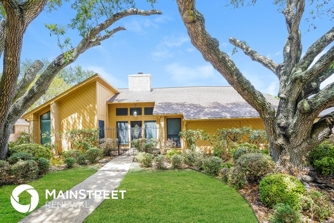 12502 Olympia Dr in Houston, TX - Building Photo