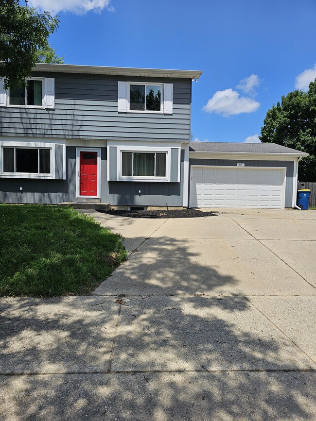 414 E Omer Ave in Mishawaka, IN - Building Photo - Building Photo