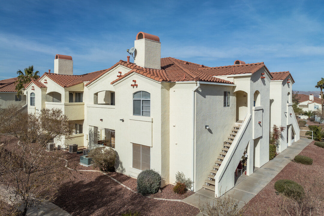 Country Hills in Henderson, NV - Building Photo