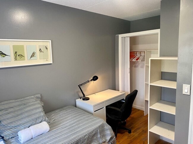 315 E Mt Eden Ave, Unit Apt 3 in Bronx, NY - Foto de edificio - Building Photo