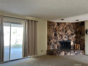14835 Kinai Rd in Apple Valley, CA - Building Photo - Building Photo