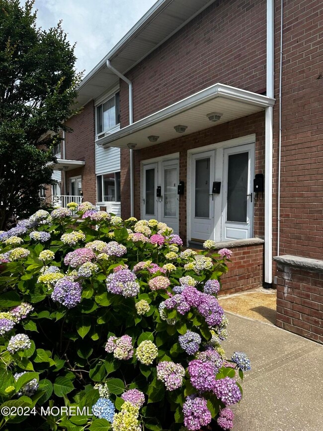 property at 35 Sternberger Ave