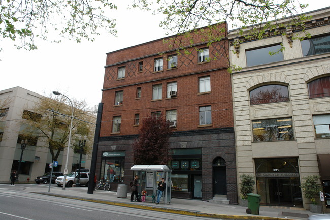 Beverly Alder Apartments in Portland, OR - Building Photo - Building Photo