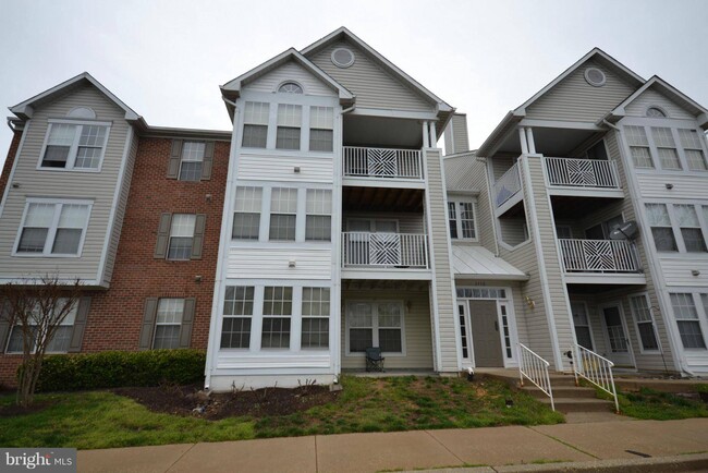 2458 Apple Blossom Ln, Unit 202