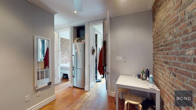 234 Mott St