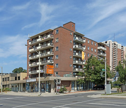 Main Street Apartments in Hamilton, ON - Building Photo - Building Photo