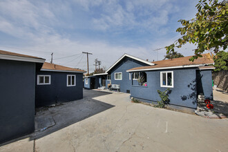 1452 W 134th St in Gardena, CA - Foto de edificio - Building Photo