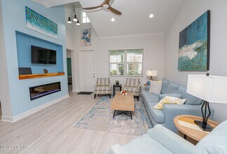 443 Landshark Blvd in Daytona Beach, FL - Building Photo - Building Photo