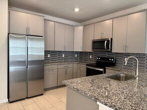 14326 Orchid Is Dr in Orlando, FL - Building Photo - Building Photo