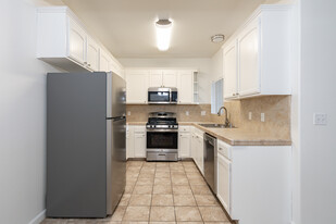 Villas at Lovers Lane Apartments