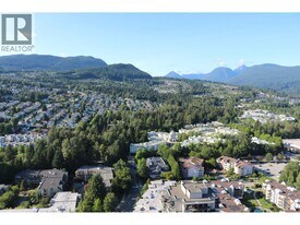 2955 Atlantic Ave in Coquitlam, BC - Building Photo