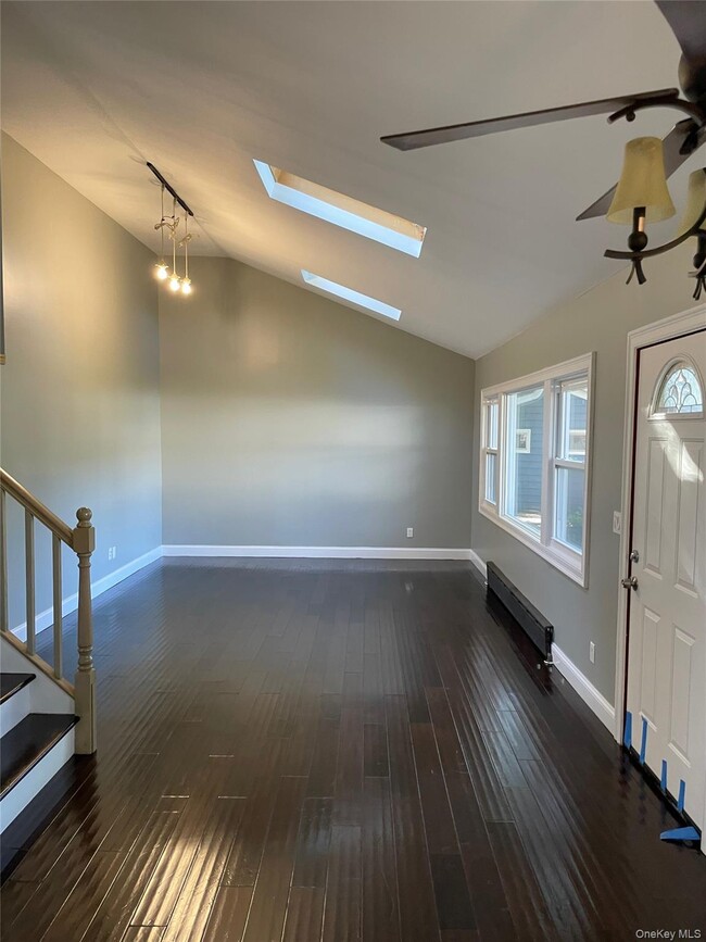 property at 10 Berry Ct