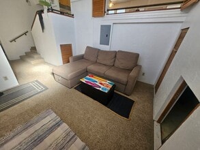 542 Pokole Street in Honolulu, HI - Building Photo - Building Photo