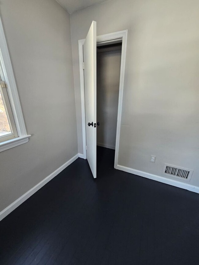 4872 Orchard Dr in Center Valley, PA - Building Photo - Building Photo