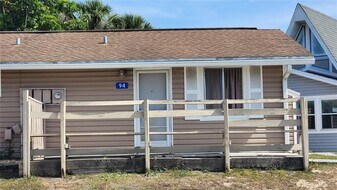10301 US-27 in Clermont, FL - Building Photo