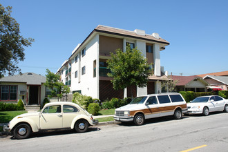 637 W California Ave in Los Angeles, CA - Building Photo - Building Photo