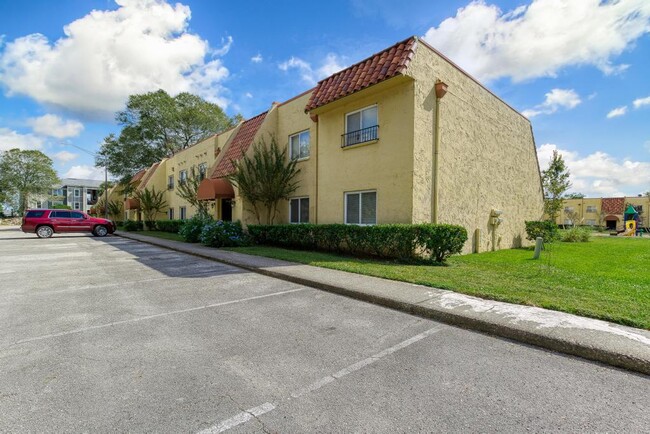 property at 3918 La Mirada Dr N