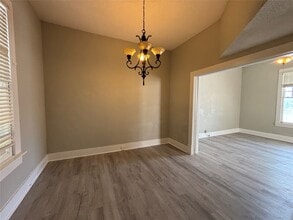 1724 Avenue N 1/2 Rear in Galveston, TX - Building Photo - Building Photo