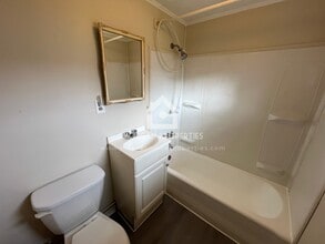 123 Franklin St, Unit B in Pendleton, IN - Building Photo - Building Photo