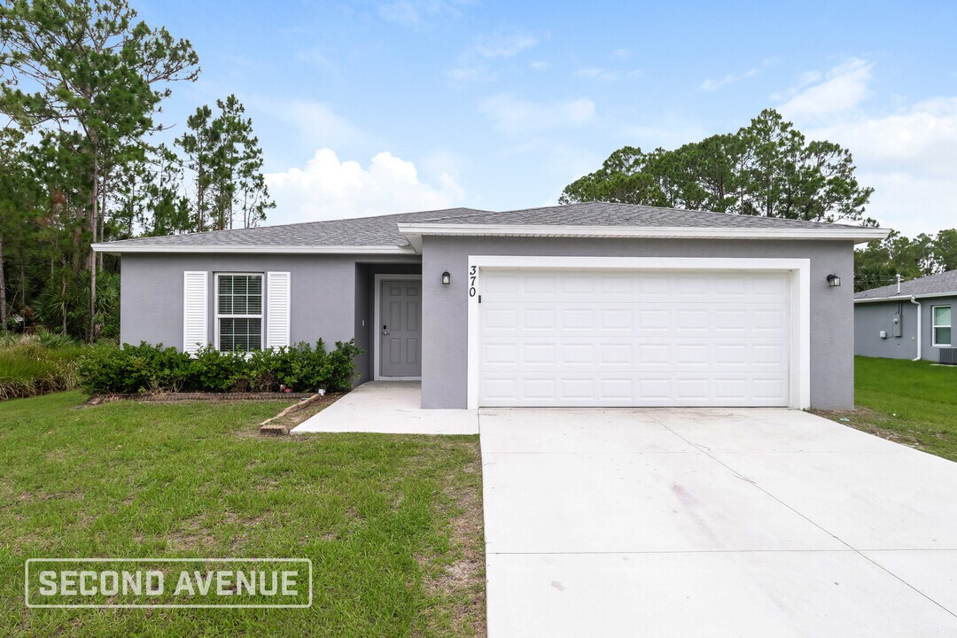 370 Mott St SW in Palm Bay, FL - Building Photo