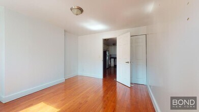125 E 7th St in New York, NY - Building Photo - Building Photo