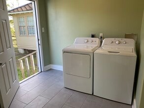 2727 Onzaga St, Unit 2727 in New Orleans, LA - Foto de edificio - Building Photo