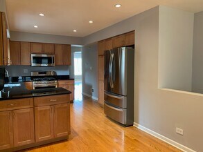 7621 W Norridge St in Norridge, IL - Building Photo - Building Photo