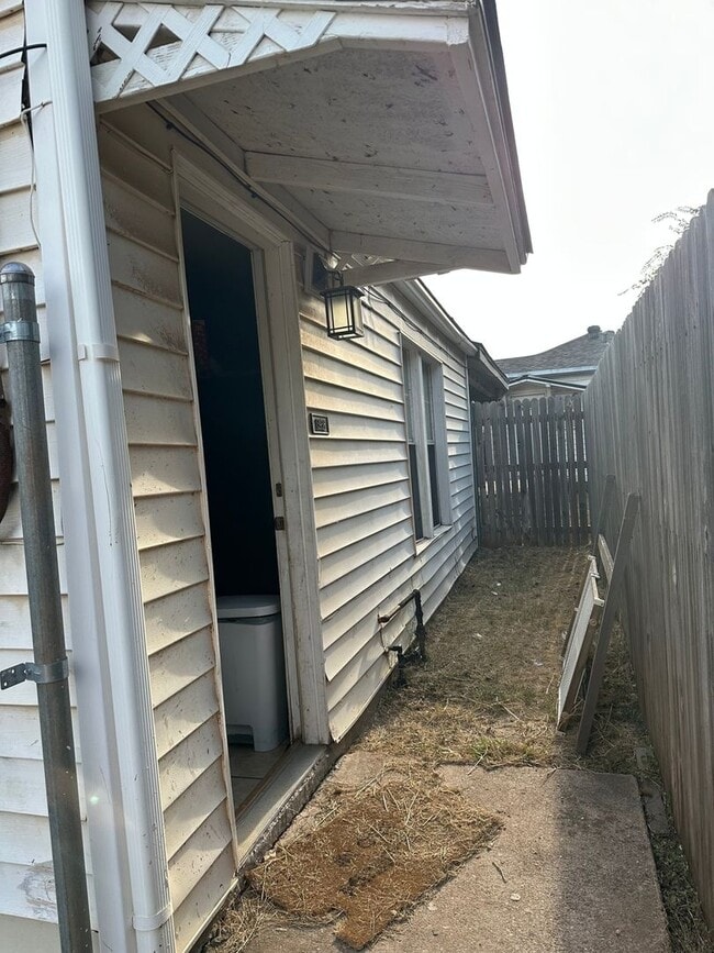 property at 1393 Amarillo St