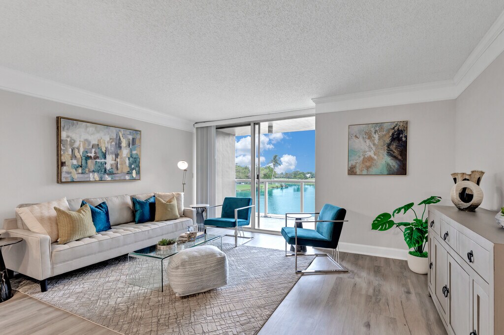 Nottingham Pine Luxury Apartments in Plantation, FL