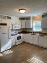 1109 S 16th St in Murray, KY - Building Photo - Building Photo