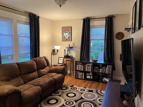 5354 Hunter Ave, Unit 2 in Cincinnati, OH - Building Photo - Building Photo
