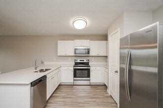 333 Elderberry Ct in Kissimmee, FL - Building Photo - Building Photo