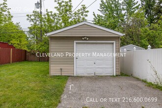 12402 Griffing Ave in Cleveland, OH - Building Photo - Building Photo